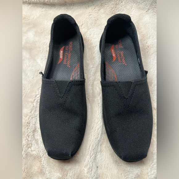 BOBS from Skechers Shoes - Bobs Skechers Black Flats Size 6.5